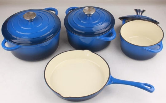 cocotte batterie bleu