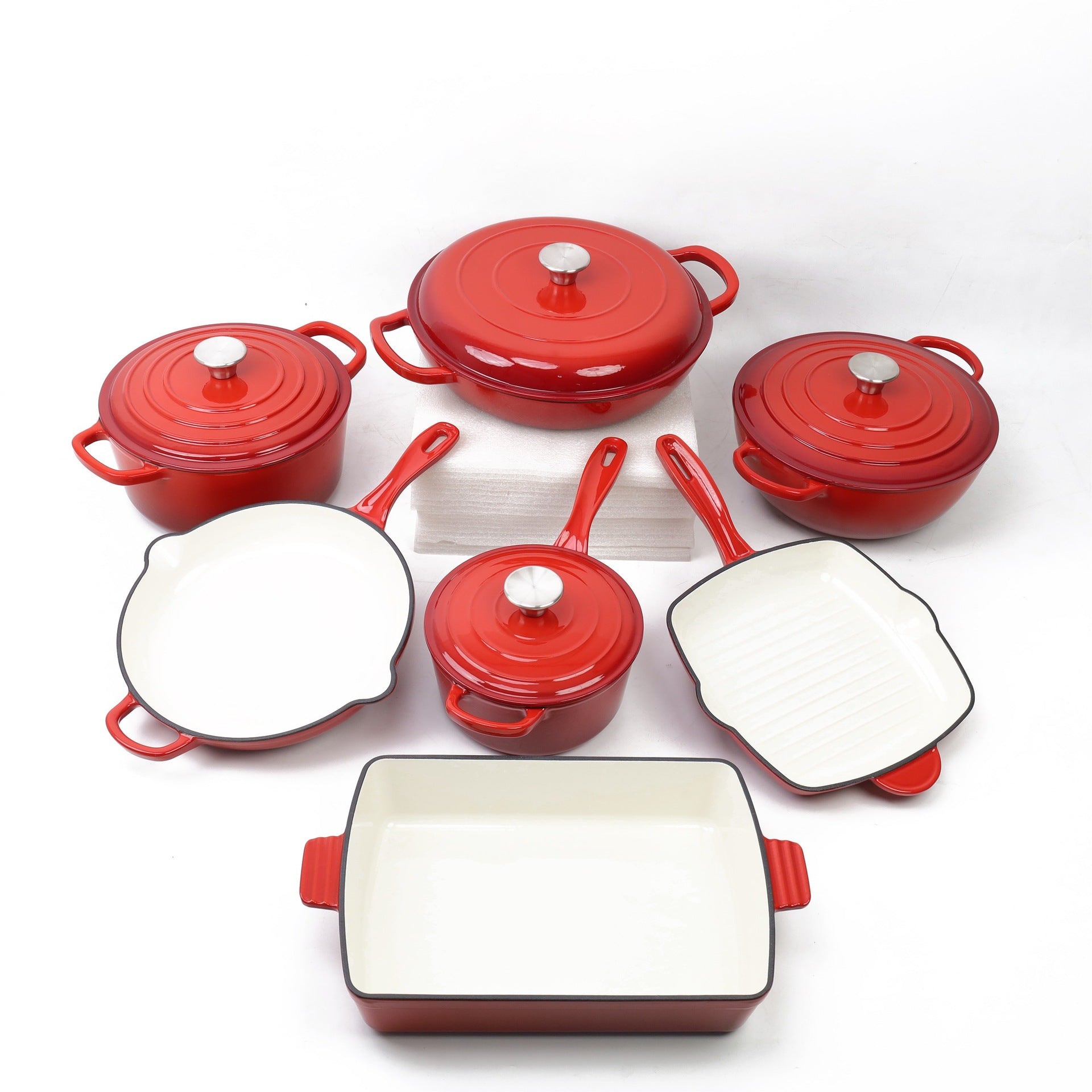 cocotte en fonte rouge batterie cuisine