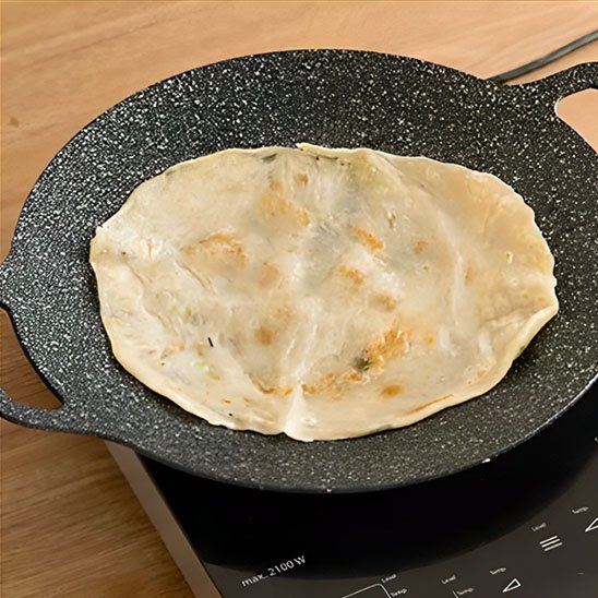 Crêpière avec utilisation sur tous feux