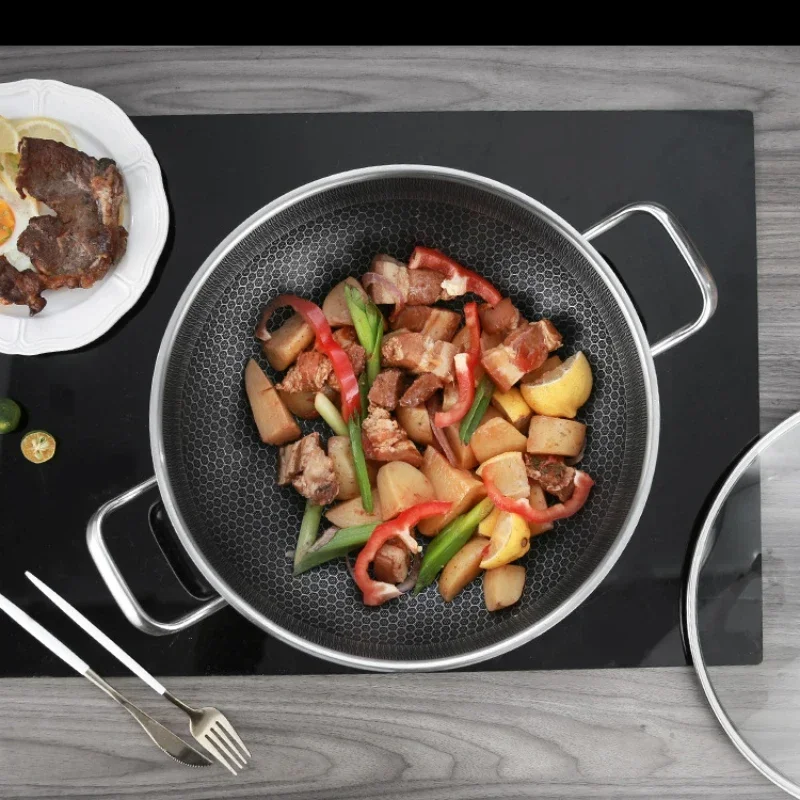 poele inox bonne capacite avec poignee
