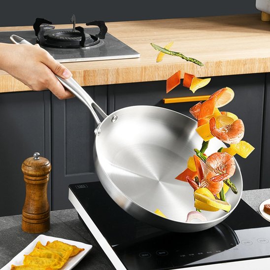 Poele inox les aliments ne colle pas